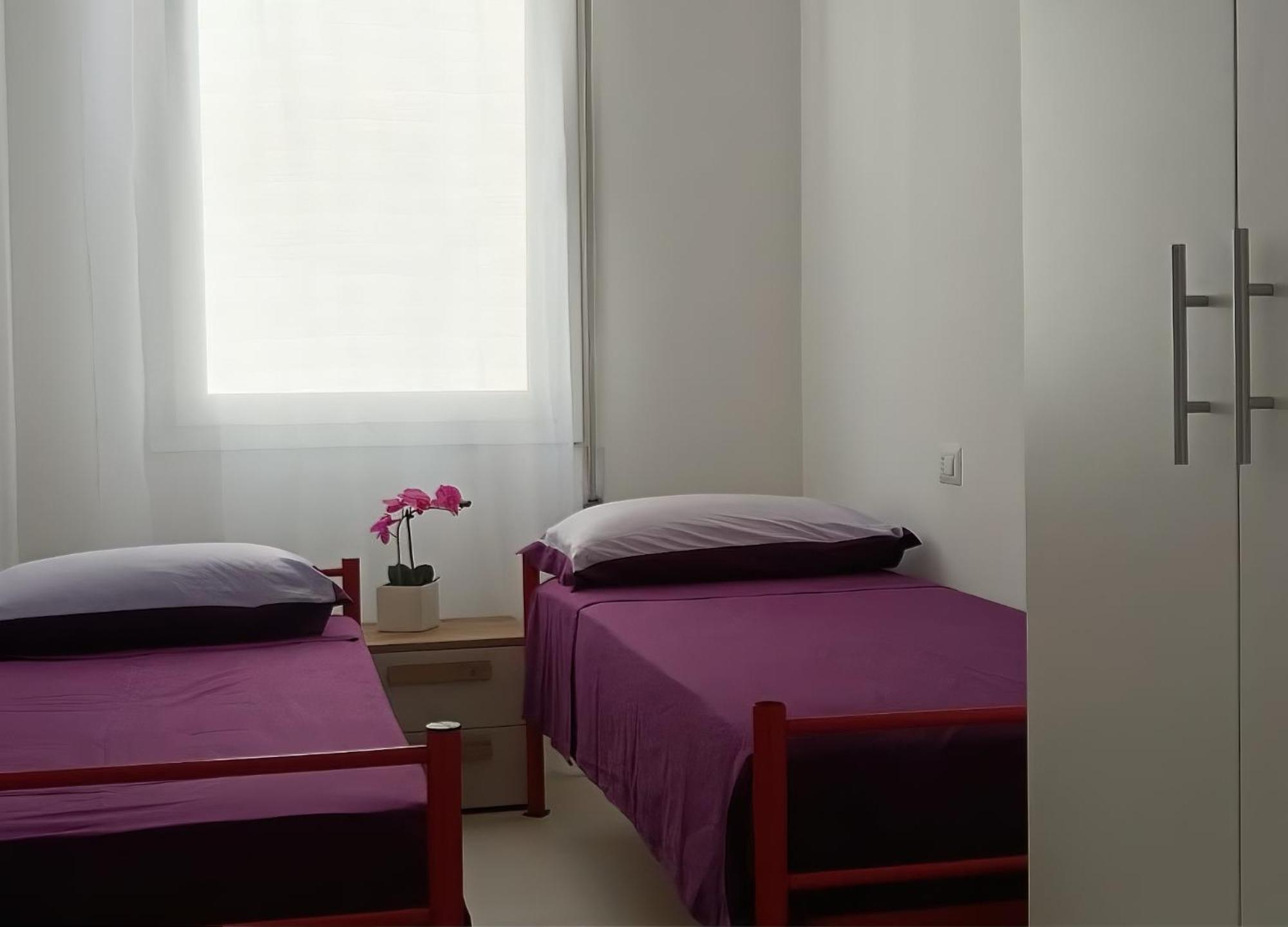 Gigi House -Appartamento Piazza Mazzini- 200M Dal Mare Lido di Jesolo Bagian luar foto